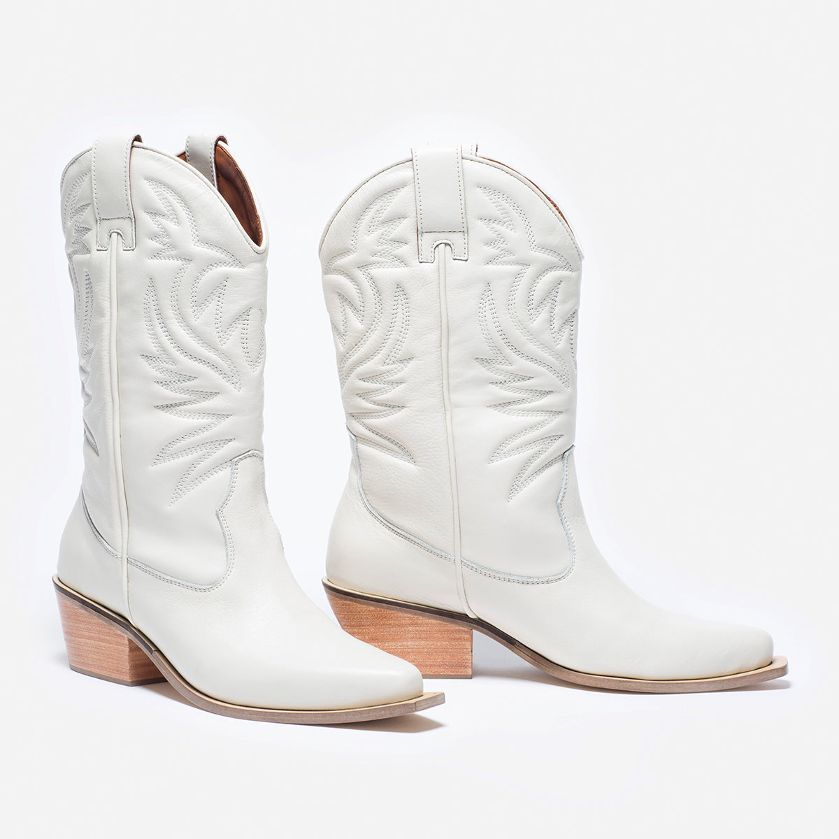 WILLIAM OFF WHITE