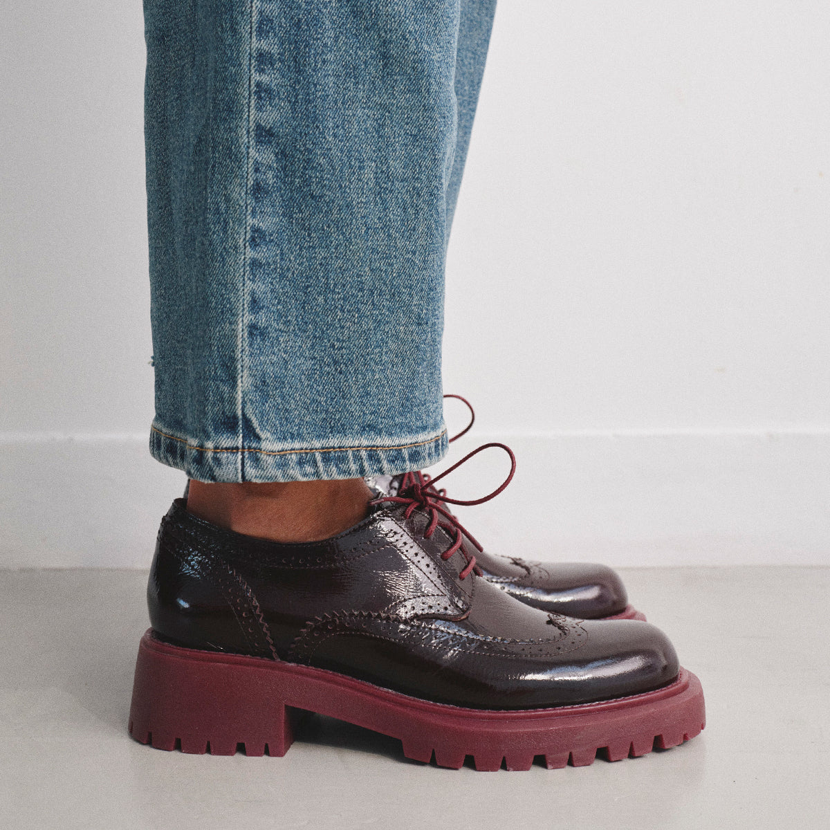 BANF BURGUNDY